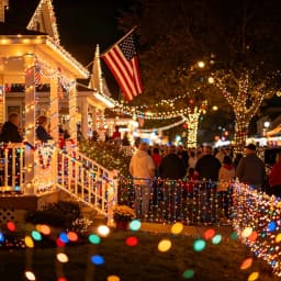 2/4/6 Pack Independence Day Patriotic Solar Lights, 90Lm IP65, American Flag Stake Light & Red White Blue Solar String Lights, for 4Th of July Memorial Day Veterans Day Decor
