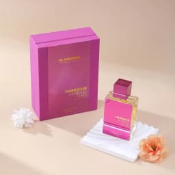Al Haramain Amber Oud Ultra Violet: A luxurious fusion of violet and gold, amber and ebony, with intertwining notes of berry and violet, embodying the mysterious allure and elevated aloofness of Middle Eastern nobility.y