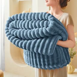 Bohemian Fuzzy Blanket Suitable for - Cozy Throw - Super Soft Thick Bedspread with Warm Multicolor Geometric Patterns, Machine Washable Bedding for Couch, Bed, Dorm - Thick Warm Suitable for Home Gift for &