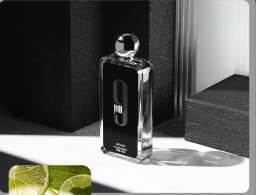 Afnan 9pm Night Men's perfume creates a mysterious and charming night atmosphere with a deep wooden tone. It is cold, gentle and sexy, lasting, and suitable for dating, parties and other night scenes
