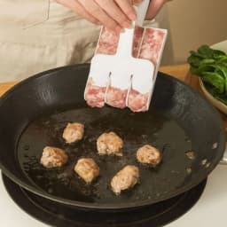 1pcs  Home ball maker kitchen squeeze fish ball pressure meat ball fried balls shrimp slip meat filling dough machine