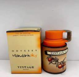 Odyssey. Mandari. n Vintage has a vintage citrus aroma with a fresh orange fruit flavor and woody aftertaste, making it durable and lon.g-lastin.g