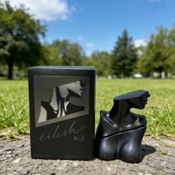 Billie Eilish No. 2 Eau de Parfum Perfume for Women, Woody + Floral Fragrance, Notes of Apple Blossom, Wild Poppy Flower and Pal 100ML
