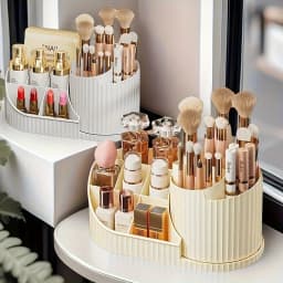 8.07 in × 4.33 in × 4.57 in Rotating Makeup Organizer – Compact 360° Rotating Makeup Organizer made of durable plastic, space-saving design suitable for makeup brushes, lipsticks, skincare products, and stationery, making it an ideal choice for storing