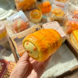 Capybara Bakery Slow Rising Squishy Capybara Toy Bread Pastry Cake Squeeze Stress Relief Soft Rebound Hand Relaxing Gift