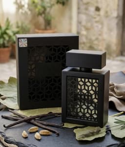 Long-lasting fragrance - perfume spray - woody, spicy, amber notes, 100 ml