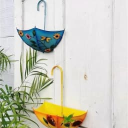 Farmhouse Umbrella-Shaped Wall-Mounted Metal Flower Basket Large Hanging Planter with Drainage Holes for Indoor/Outdoor Herbs Or Flowers Iron Art Decorative Plant Stand