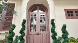 2.6/4.1/5.2ft Fake Plants 2 Pieces Artificial Boxwood Spiral Topiary Trees with Large Planter Spiral Faux Topiary Trees for Indoor Outdoor All-Year Green Fake Plants Highly Simulated for Home Christmas Decorative/Indoor/Front Porch/Garden