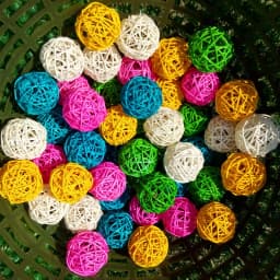 10pcs Primary Color Sepak Takraw Parrot Chewing Toy Ball Pet Bird Foot Scratching Toy Pet Chewing Toy Sepak Takraw