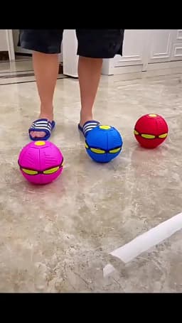 Dog Toys Flying UFO Morph Ball Outdoor Interactive Training Pet Toys Fun Throwing Bouncy Balls Decompression Dog Accessories