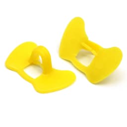100Pcs Chicken Glasses Yellow Plastic No Bolt Chicken Glasses Anti-pecking Glasses for Chicken Pheasant Poultry Equipments