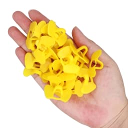 100Pcs Chicken Glasses Yellow Plastic No Bolt Chicken Glasses Anti-pecking Glasses for Chicken Pheasant Poultry Equipments