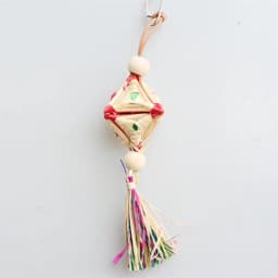 1 Pc Random Style Pet Parrot Bird Chew Toys Handmade Natural Straw Chewing Bite Hanging Cage Bell Swing Climb Playing Pendant