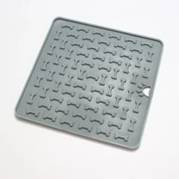 Pet Supplies Silicone Pet Licking Mat Cat Anti-choking With Slow Food Bowl Puppy Bath Distracted Licking Plate Cutlery