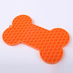 Pet Supplies Silicone Pet Licking Mat Cat Anti-choking With Slow Food Bowl Puppy Bath Distracted Licking Plate Cutlery