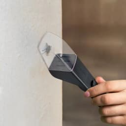 Handheld Insect Catcher for Efficient Spider, Bee, and Insect Trapping at Home