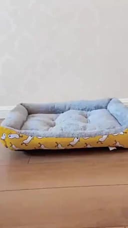 Pet Dog Bed, Sofa Cushion, Seasonal Pet Supplies, Soft and Comfortable Supplies, Large, Medium, and Small Household Cat Beds