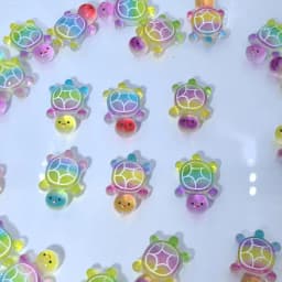100pcs 2.6*cm Mini Colorful Gradient Color Turtle Home Decor Landscape Resin Crafts Turtles Garden Fish Tank Miniatures Ornament