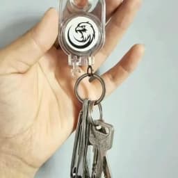 Multi Functional Hunting Keychain, Quick Setting Trap Clip, Durable PE Material, Suitable for Capturing Chickens and Ducks