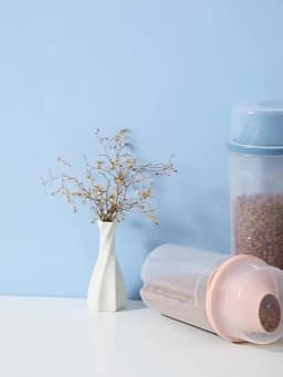 1000ml/1500ml Dog Food Storage Container Transparent Pet Food Sealed Jar with Scale Pet Food Storage Dispenser Dog Accessories