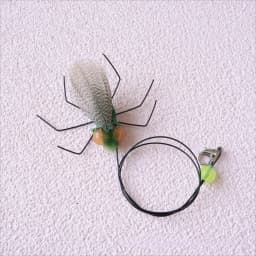 2pcs Random Color Simulation Small Flying Insects Replacement Accessories for Cat Teasers Toys Kitten Feather Toys Pet Supplies