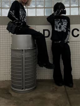 Dark Style Street Punk Unisex Long Sleeved Shirt with Retro Millennium Print T-Shirt