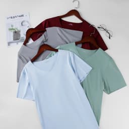 Men V Neck Ice Silk T Shirt Seamless Solid Color Slim Short Sleeve Summer Thin No Trace Invisible Bottoming Shirt Casual Daily