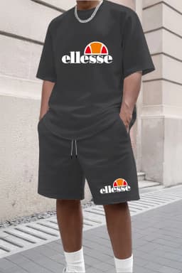 New Men's Casual and Fashionable Outdoor Clothing for the Summer of 2026, with a Simple Style