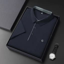 New Men's Business Casual Short Sleeved Shirt with Badge Solid Color Polo Shirt Fashionable Breathable Comfortable Versatile Top