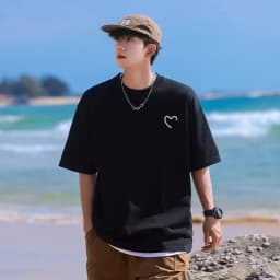 M-8XL Summer Men's Oversized T-shirt Simple Love Printed T-shirt Suitable for Both Men and Women