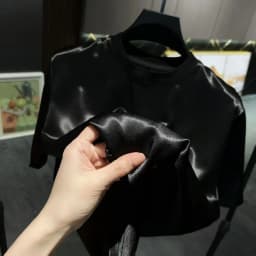 Summer Acetate Satin Men's T-shirt Lightweight Shiny T-shirts for Men Women Skin-Friendly Trendy Premium Beach Comfortable Shirt