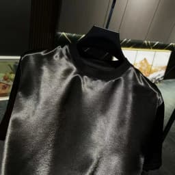 Summer Acetate Satin Men's T-shirt Lightweight Shiny T-shirts for Men Women Skin-Friendly Trendy Premium Beach Comfortable Shirt
