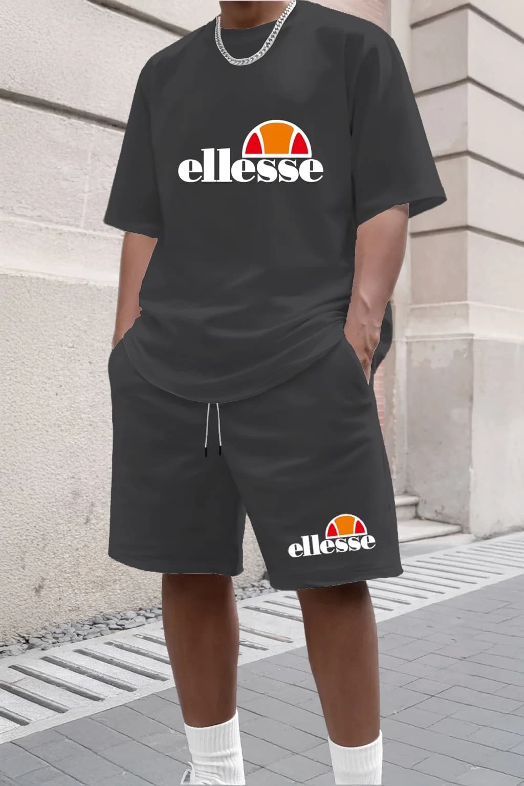 2026 Summer New Men Casual Crew Neck Short Sleeve T-Shirt Shorts 2 Piece Set Simple Style Outdoor Fashion Sport Outfit