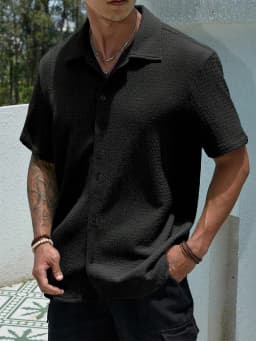 Men's Casual Shirts, Short-Sleeved Men's Shirts, Summer Clothes, Pleated Fabrics, Light and Breathable, Suitable for Queuing for