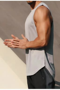 2025 new muscle fitness quick drying vest for running training, breathable and sweat wicking sleeveless men's T-shirt