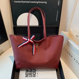 Fisherman Inspired Bag With Multiple Pockets And Durable Waxed Leather Material