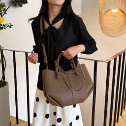 Large capacity outdoor casual handbag, new fashionable zipper shoulder bag, women's fashionable crossbody bag