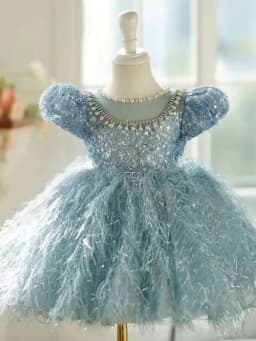 2027 New Girls Luxury Tutu Dress For Birthday Party Shimmering Crystal Pearls Puff Sleeve Kids Princess Gown Performance Wear