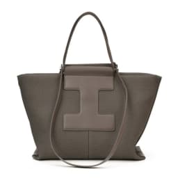 Wardrobe Staple Designer Diaper Bag For Women Luxury Leather Tote Elegant Crossbody Bag Stylish Essential