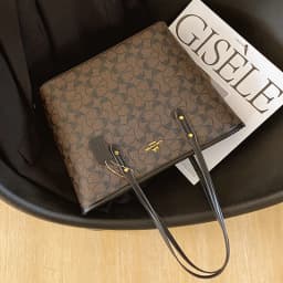 Stylish High-End Diaper Bag Women Designer Crossbody Bag Luxury Leather Handbag Minimalist Fashionable Large Tote Bag
