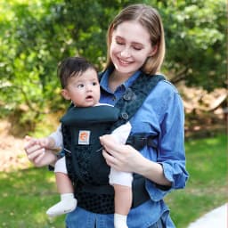 Egobaby All Carry Positions Breathable mesh baby carrier, enhancing lumbar support and airflow (7-45 pounds)