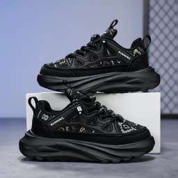 A pair of children's four-season mesh breathable sports shoes, thick sole wear-resistant dad shoes, sizes 30-39，LY-L9803