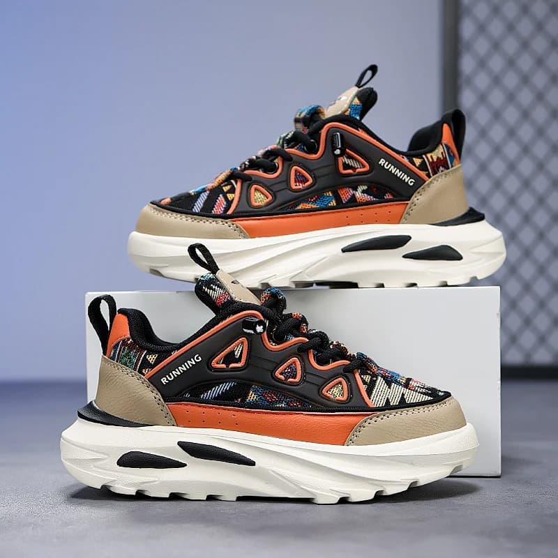 A pair of children's four-season mesh breathable sports shoes, thick sole wear-resistant dad shoes, sizes 30-39，LY-L9803