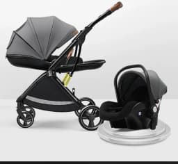 High-view Four-wheel Baby Stroller, Reversible, Lightweight and Foldable, with A Safety Carrier – A Three-in-one Stroller.