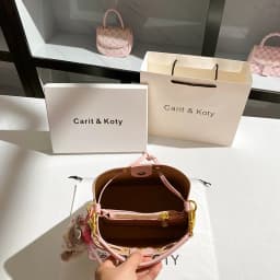 Trendy Parisian Elegant Diaper Bag For Women Chic Leather Crossbody Handbag Designer Minimalist Vintage Style Large Tote Bag