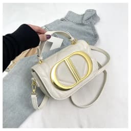 Luxury Chic Designer Diaper Bag For Women Large Capacity Tote Elegant Leather Crossbody Handbag For Fashionable And Practical