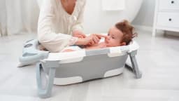 PANGDUBE Portable Foldable Baby Bathtub, Travel Bathtub for Newborn 0-36 Months, Real-Time Temp Sensor, Floating Bath Mat