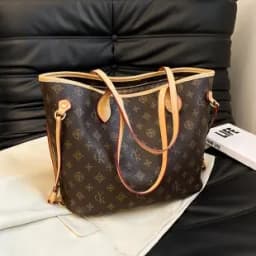 Elegant Leather Classic Designer Paris Fashion Large Capacity Crossbody Bag For Women Luxury Brand Stylish Diaper Bags
