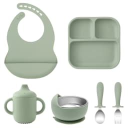 Children’s Tableware Set Made of Silicone for Serving Food