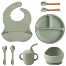 Children’s Tableware Set Made of Silicone for Serving Food